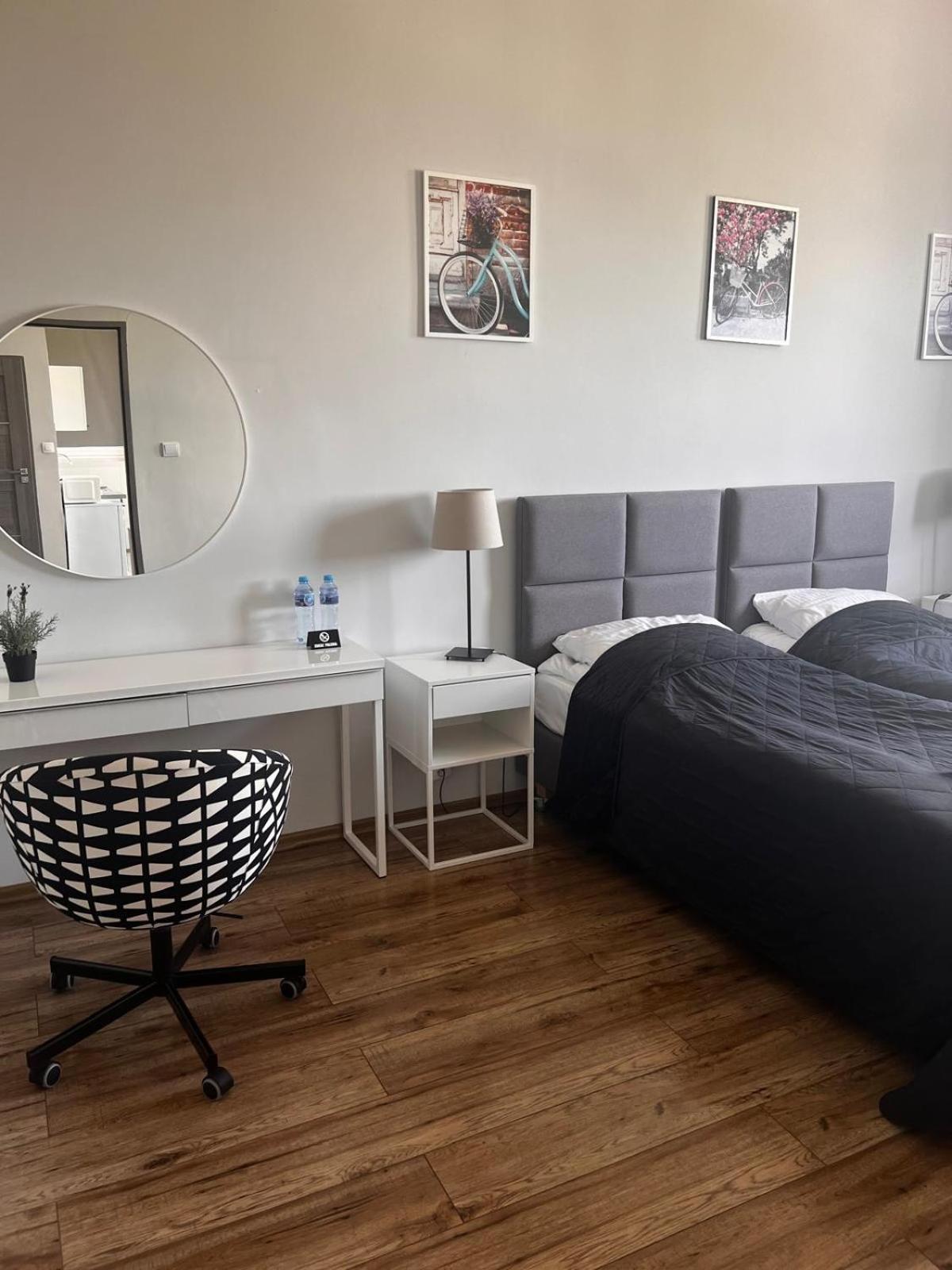 Business Center Apartment Skierniewice Ngoại thất bức ảnh